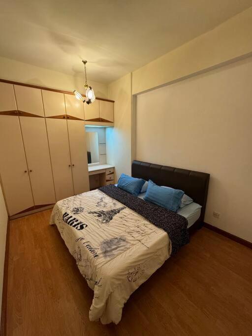 Riverview Home @Waterfront Kch กูชิง ภายนอก รูปภาพ