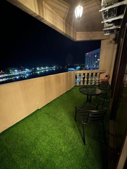 Riverview Home @Waterfront Kch กูชิง ภายนอก รูปภาพ